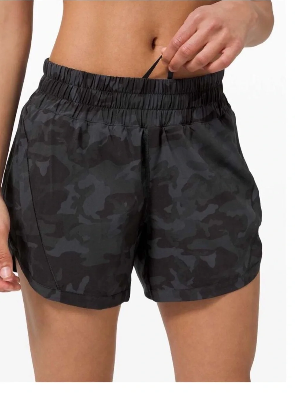 Lululemon Women's Track That Mid-Rise Shorts 5” in Camo Deep Coal